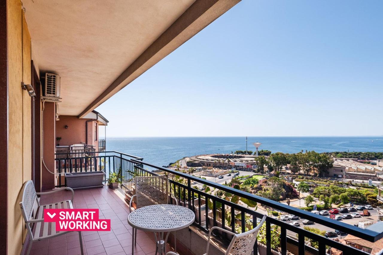 Apartmán Piazza Europa Landscape By Wonderful Italy CTA Exteriér fotografie