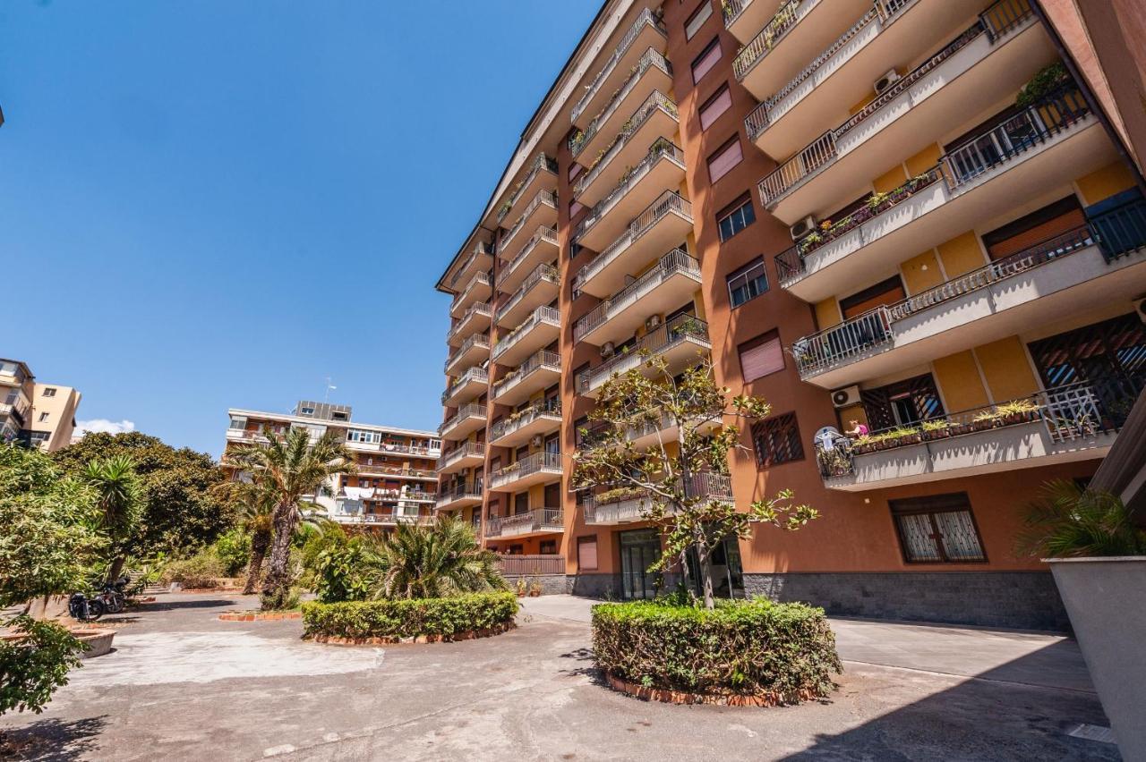 Apartmán Piazza Europa Landscape By Wonderful Italy CTA Exteriér fotografie